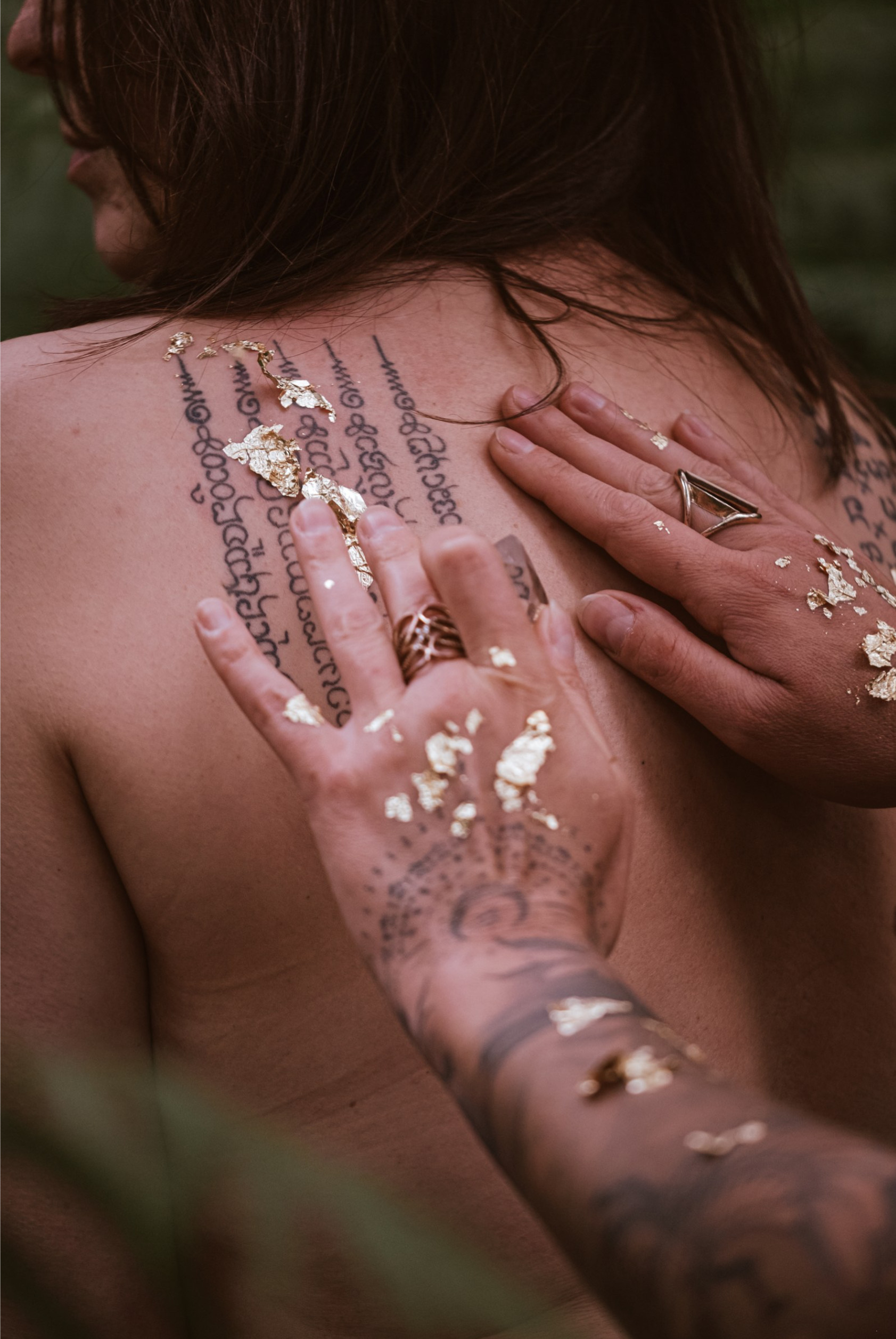 Jessica Bonnet, tatoueuse holistique à la Champenoise (36) près de Châteauroux : SakYant, archives akashiques, alchimie egyptienne